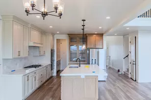 111 W Lacewood Ln, Vineyard, UT 84059 - Photo 19
