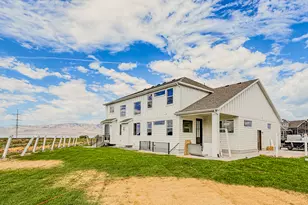 111 W Lacewood Ln, Vineyard, UT 84059 - Photo 3