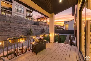 1874 W Oakridge Dr N, Lehi, UT 84043 - Photo 27