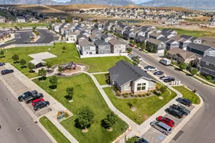 8704 N Pebble Aly, Eagle Mountain, UT 84005 - Photo 41