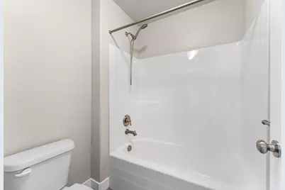 8704 N Pebble Aly, Eagle Mountain, UT 84005 - Photo 23