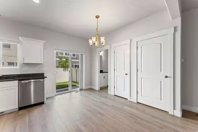 8704 N Pebble Aly, Eagle Mountain, UT 84005 - Photo 9