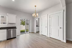 8704 N Pebble Aly, Eagle Mountain, UT 84005 - Photo 9
