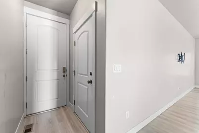 8704 N Pebble Aly, Eagle Mountain, UT 84005 - Photo 13