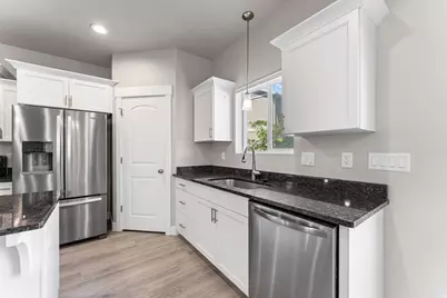 8704 N Pebble Aly, Eagle Mountain, UT 84005 - Photo 9