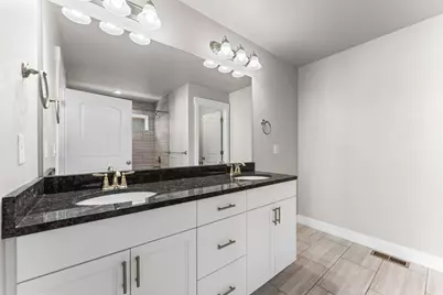 8704 N Pebble Aly, Eagle Mountain, UT 84005 - Photo 17