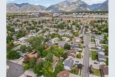 9633 S Sleepy Hollow Cir, Sandy, UT 84094 - Photo 41
