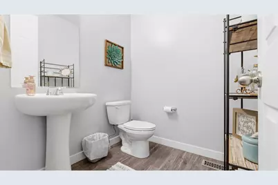 1534 E 3225 N, Layton, UT 84040 - Photo 21