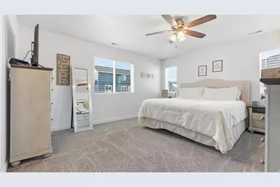 1534 E 3225 N, Layton, UT 84040 - Photo 25