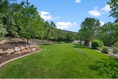 3203 E Fernwood Dr, Layton, UT 84040 - Photo 63
