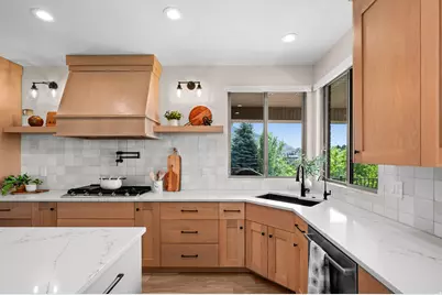3203 E Fernwood Dr, Layton, UT 84040 - Photo 21