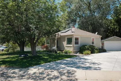 153 S Lakeview Dr, Clearfield, UT 84015 - Photo 7