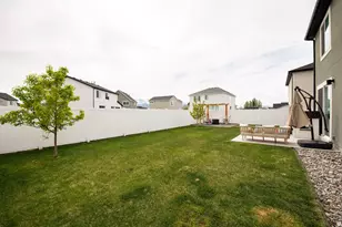 384 W Ropelato Dr, Nibley, UT 84321 - Photo 21
