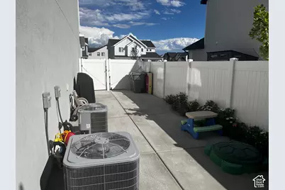 988 S 350 W, American Fork, UT 84003 - Photo 7