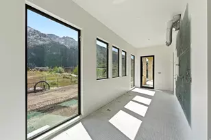4029 E Canyon Estate Dr, Cottonwood Heights, UT 84121 - Photo 31