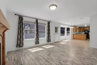 2353 W Mont Blanc Dr S, Riverton, UT 84065 - Photo 9