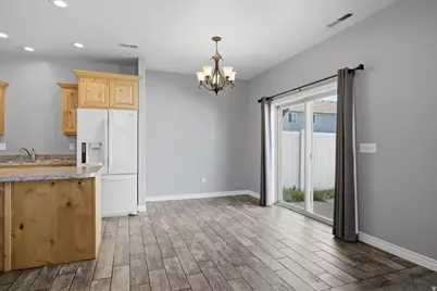 2615 W 500 N #9, Tremonton, UT 84337 - Photo 9