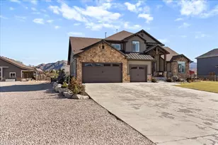 560 S 8600 E, Huntsville, UT 84317 - Photo 7