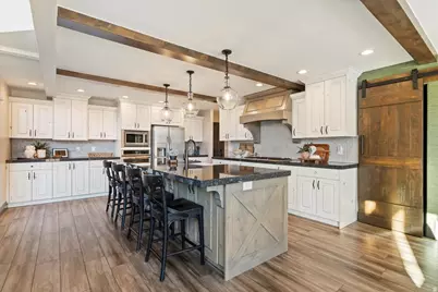 560 S 8600 E, Huntsville, UT 84317 - Photo 3