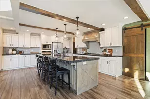 560 S 8600 E, Huntsville, UT 84317 - Photo 3