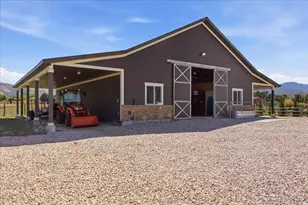 560 S 8600 E, Huntsville, UT 84317 - Photo 51