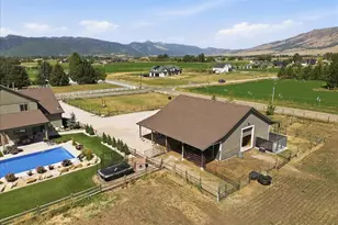560 S 8600 E, Huntsville, UT 84317 - Photo 67