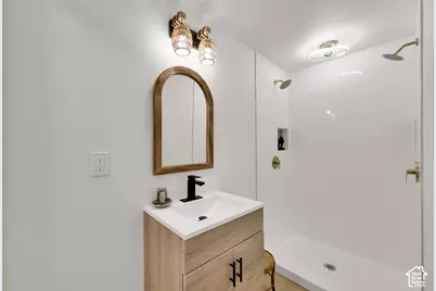 1445 E Blue Grass Cir, Cottonwood Heights, UT 84121 - Photo 15