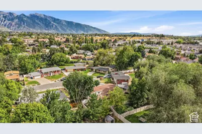1445 E Blue Grass Cir, Cottonwood Heights, UT 84121 - Photo 29