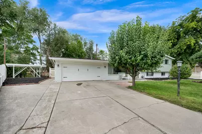 1445 E Blue Grass Cir, Cottonwood Heights, UT 84121 - Photo 21