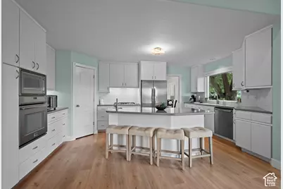 1586 Bowden Cir, Salt Lake City, UT 84117 - Photo 17