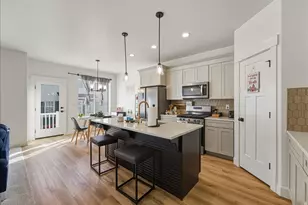 1752 N Festive Wy, Saratoga Springs, UT 84045 - Photo 7