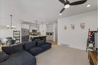 1752 N Festive Way, Saratoga Springs, UT 84045 - Photo 15