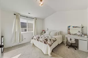 1752 N Festive Wy, Saratoga Springs, UT 84045 - Photo 5