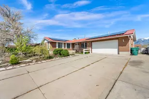 1415 S 1250 E, Clearfield, UT 84015 - Photo 3