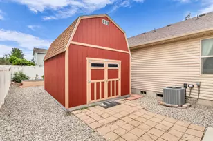 915 N Opal Ln, Tooele, UT 84074 - Photo 29