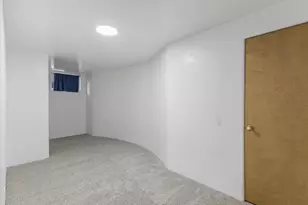 1849 S 2300 E, Salt Lake City, UT 84108 - Photo 17