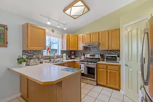 1422 W Quail Ridge Rd, Riverton, UT 84065 - Photo 7