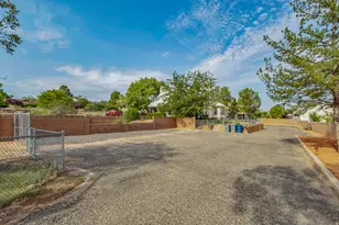155 N 1580 W, Hurricane, UT 84737 - Photo 29