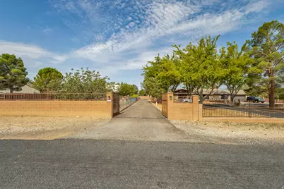 155 N 1580 W, Hurricane, UT 84737 - Photo 27