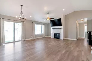 296 S Virginia Ln, Grantsville, UT 84029 - Photo 9