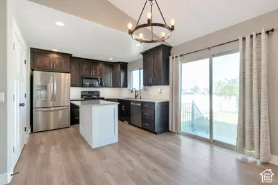 296 S Virginia Ln, Grantsville, UT 84029 - Photo 7