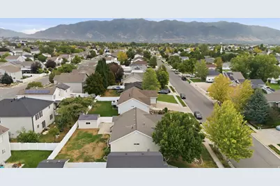 603 E 2050 S, Clearfield, UT 84015 - Photo 37