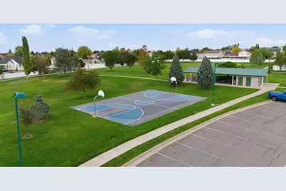 603 E 2050 S, Clearfield, UT 84015 - Photo 31