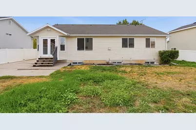 603 E 2050 S, Clearfield, UT 84015 - Photo 27