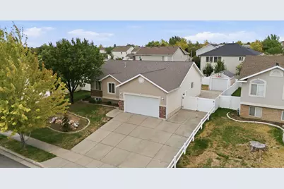 603 E 2050 S, Clearfield, UT 84015 - Photo 29