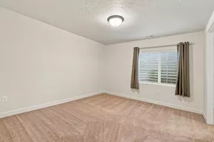 1145 S 1225 W, Clearfield, UT 84015 - Photo 27