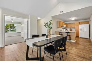 3575 S Villa Vw Dr, West Valley, UT 84119 - Photo 9