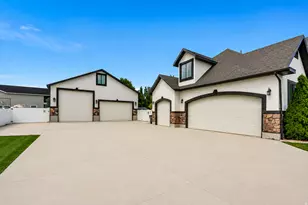 11226 S River Front Pkwy, South Jordan, UT 84095 - Photo 3
