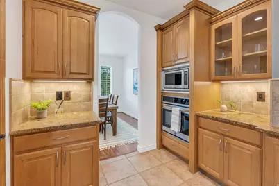 11226 S River Front Pkwy, South Jordan, UT 84095 - Photo 17