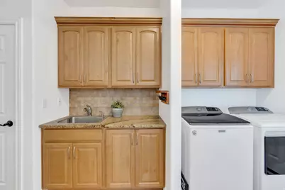 11226 S River Front Pkwy, South Jordan, UT 84095 - Photo 27